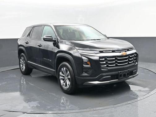 Mosaic Black Metallic 2025 Chevrolet Equinox LT