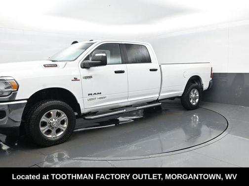 Bright White Clearcoat 2024 RAM 3500 Big Horn
