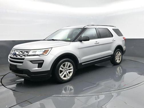 Ingot Silver 2018 Ford Explorer XLT