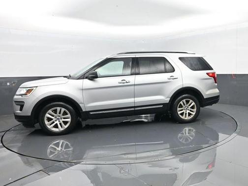 Ingot Silver 2018 Ford Explorer XLT