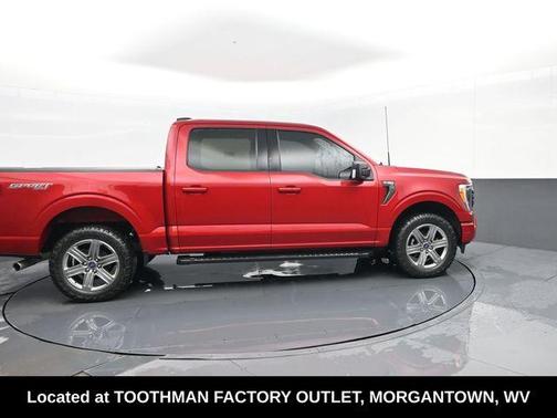 Red 2022 Ford F-150 XLT