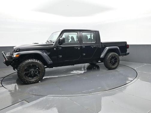 Black Clearcoat 2024 Jeep Gladiator Sport