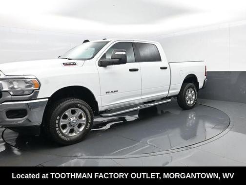 Bright White Clearcoat 2024 RAM 2500 Big Horn