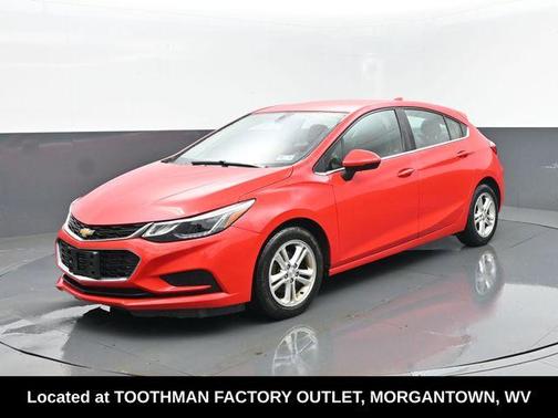 Red 2018 Chevrolet Cruze LT