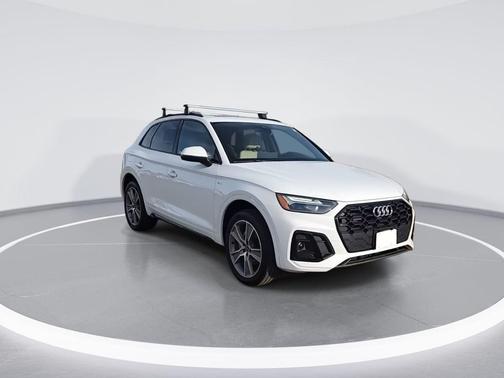 2025 Audi Q5 45 S line Premium