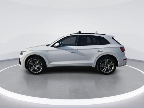 2025 Audi Q5 45 S line Premium