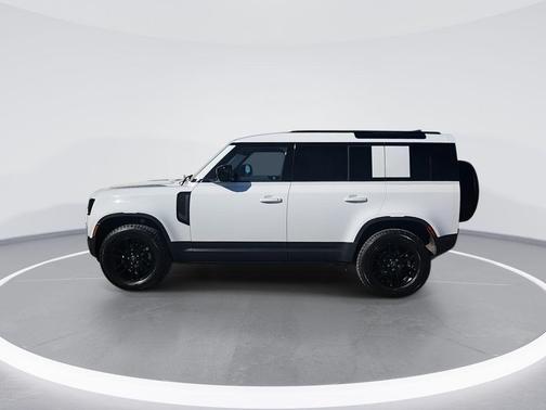 2025 Land Rover Defender 110 P300