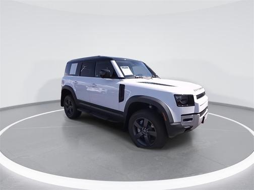 2025 Land Rover Defender 110 P400 S