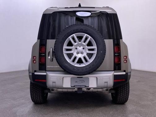 2025 Land Rover Defender 90 P300 S