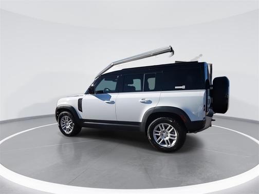 2025 Land Rover Defender 110 P300