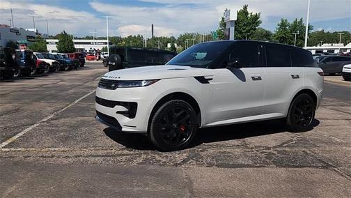 2025 Land Rover Range Rover Sport SE