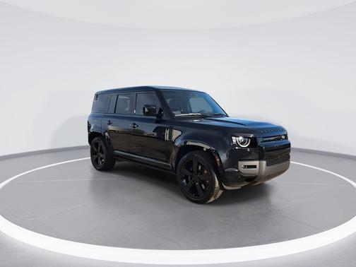 Santorini Black Metallic 2026 Land Rover Defender 110 V8