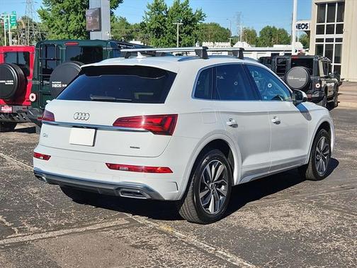 2023 Audi Q5 45 S line Premium Plus
