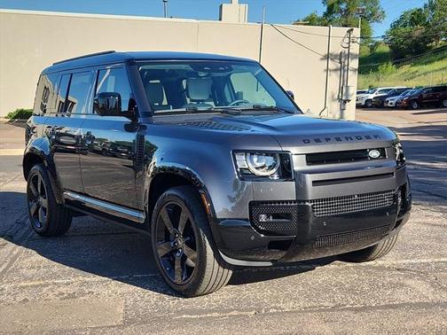 2025 Land Rover Defender 110 P400 X-Dynamic SE