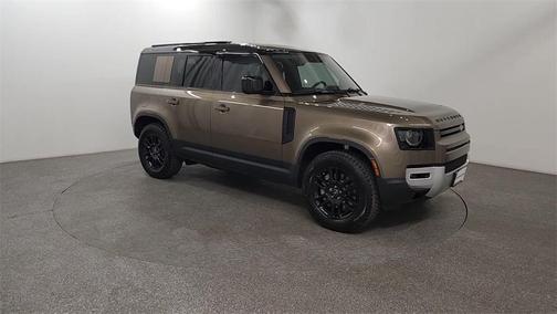 2025 Land Rover Defender 110 P300