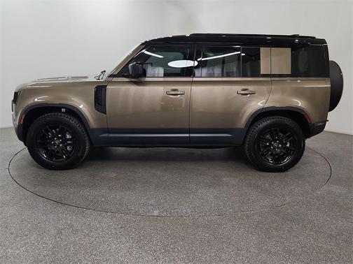 2025 Land Rover Defender 110 P300