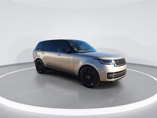 2025 Land Rover Range Rover P400 SE 7 Seat