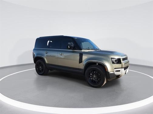 2025 Land Rover Defender 110 P300