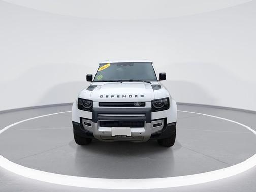 2024 Land Rover Defender 110 P300