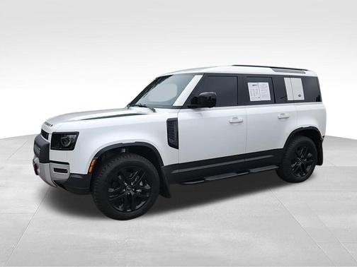 Fuji White 2024 Land Rover Defender 110 P300