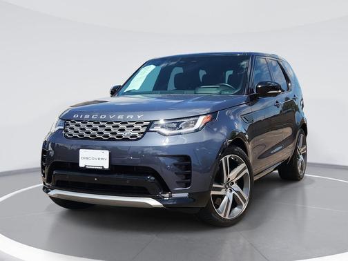 Varesine Blue Metallic 2024 Land Rover Discovery P360 Metropolitan Edition