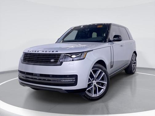 2025 Land Rover Range Rover P550e SE