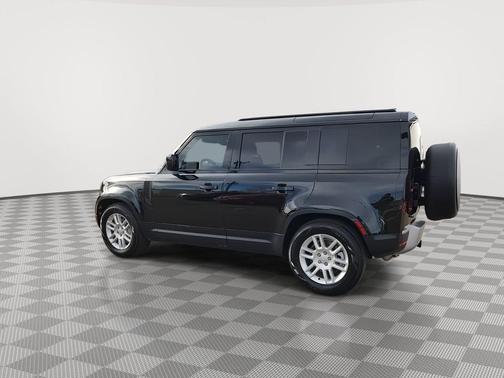 Santorini Black Metallic 2025 Land Rover Defender 110 P300