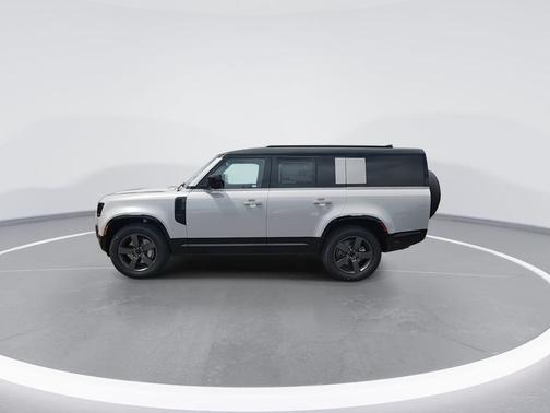 Borasco Grey Metallic 2026 Land Rover Defender X-Dynamic SE
