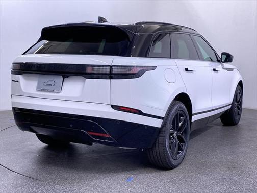 2025 Land Rover Range Rover Velar P250 SE R-Dynamic