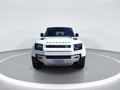 Fuji White 2025 Land Rover Defender 110 P300