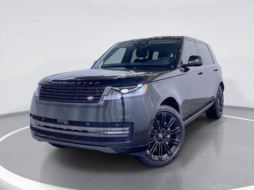 2025 Land Rover Range Rover P400 SE 7 Seat