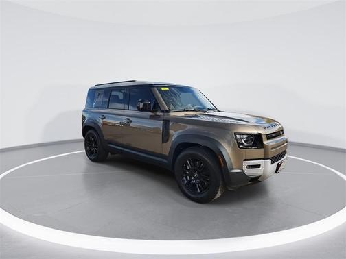 2025 Land Rover Defender 110 P300