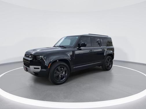 Santorini Black Metallic 2025 Land Rover Defender 110 P300