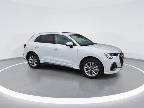 2023 Audi Q3 Premium 45 TFSI S line quattro Tiptronic