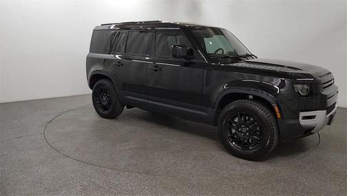 2025 Land Rover Defender 110 P400 S