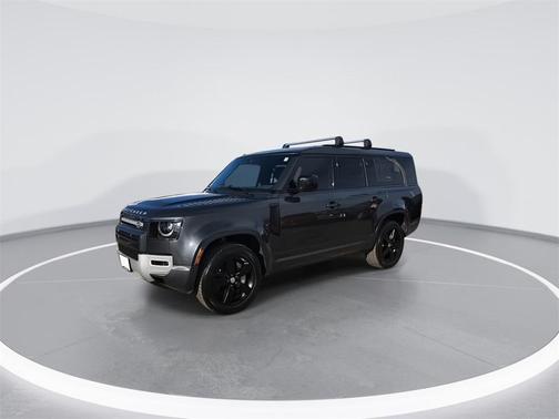 2023 Land Rover Defender 130 SE