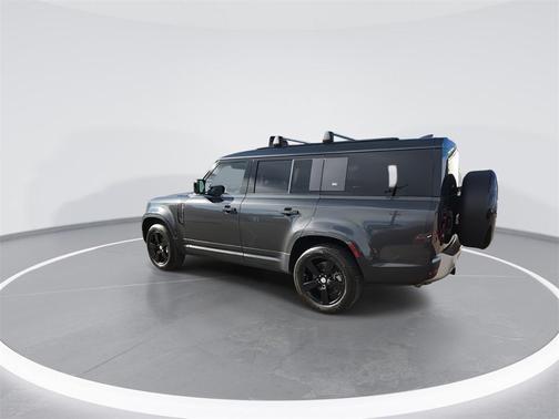 2023 Land Rover Defender 130 SE