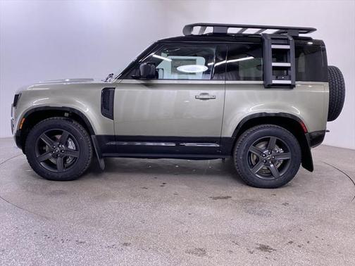 2025 Land Rover Defender 90 P400 X-Dynamic SE
