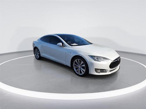 2016 Tesla Model S 85D