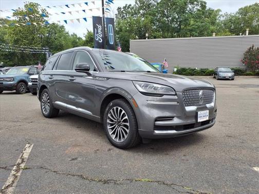 2023 Lincoln Aviator Standard AWD