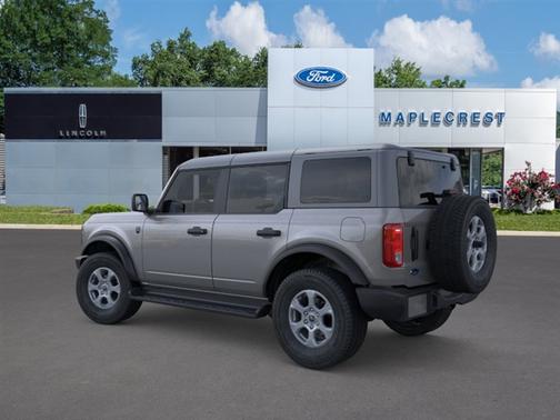 Carbonized Gray Metallic 2026 Ford Bronco Big Bend