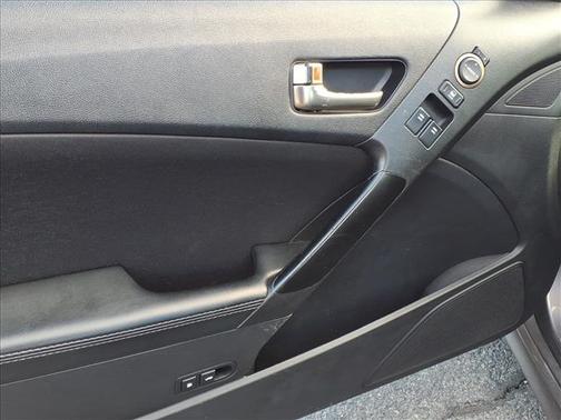 2013 Hyundai Genesis Coupe 2.0T