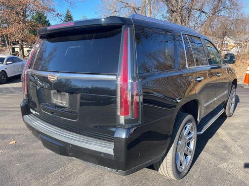 2020 Cadillac Escalade Luxury