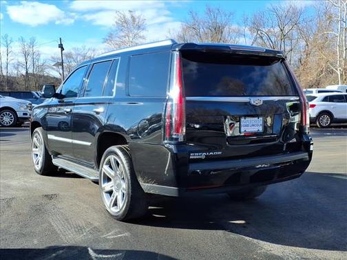 2020 Cadillac Escalade Luxury