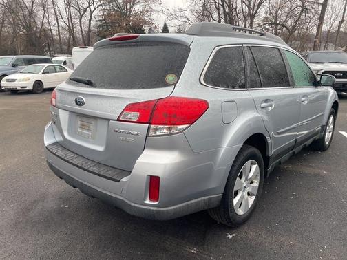 2012 Subaru Outback 2.5i Limited