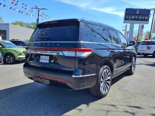 2022 Lincoln Navigator Reserve