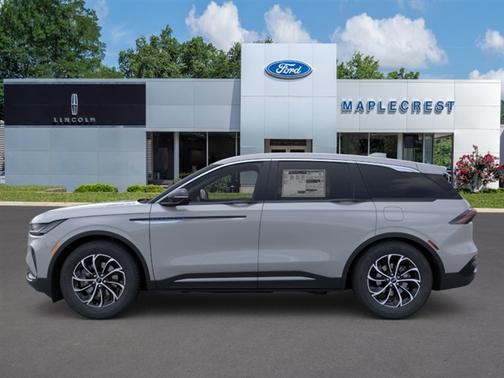 Metallic 2026 Lincoln Nautilus Premiere