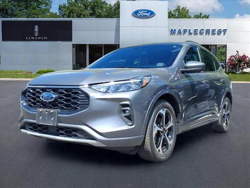 Gray Metallic 2023 Ford Escape ST-Line Select
