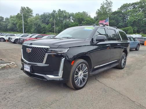 2022 Cadillac Escalade ESV Luxury