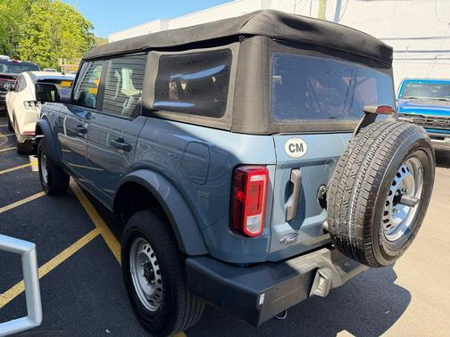 Azure Gray Metallic 2023 Ford Bronco Base